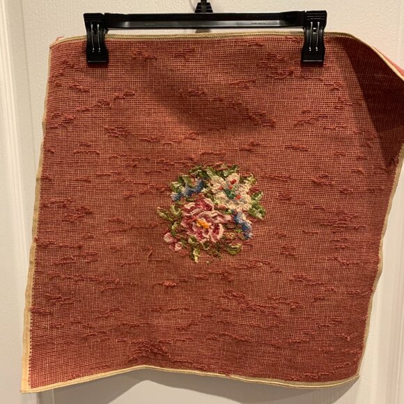 Vintage Floral Rose Handmade Tapestry Finished Needlepoint Pillow Chair Cover - Picture 3 of 3